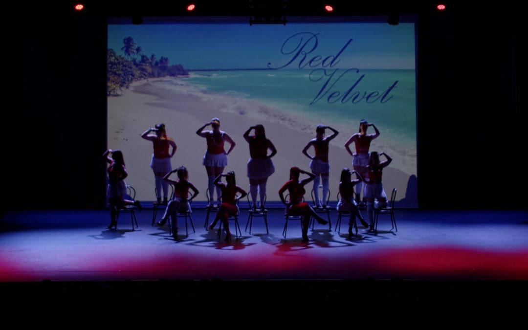 RED VELVET – NOELIA